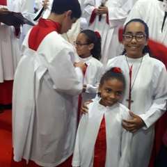 2025-coroinhas-80anos-paroquia-samz-tanque-17